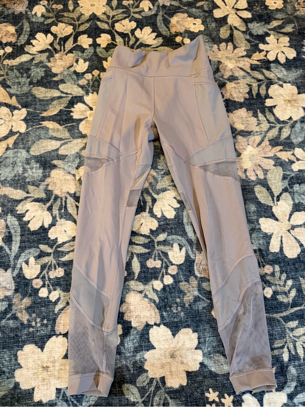 Lululemon High-Waist Mesh Panel Leggings - grey size 6